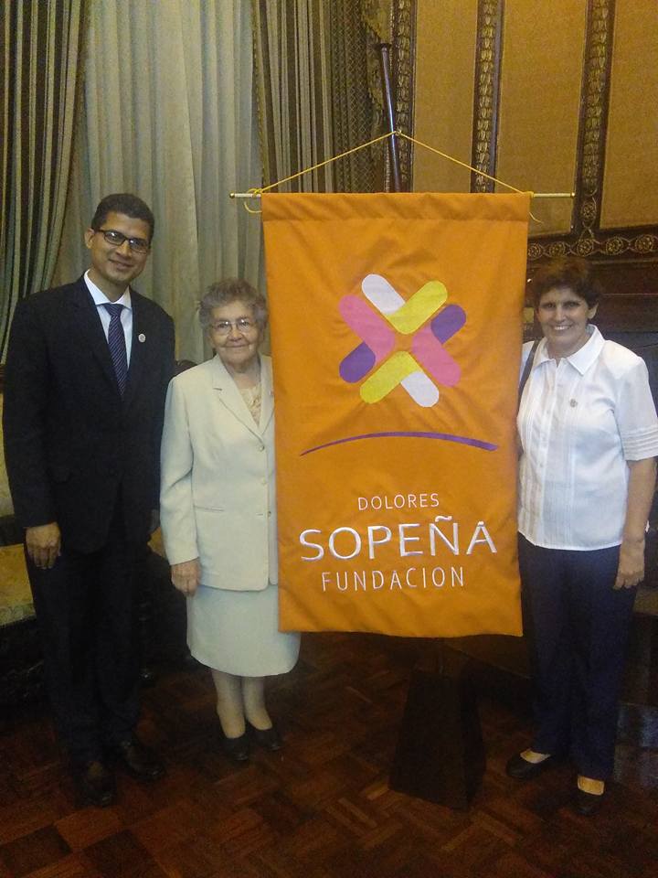 Presentación nueva imagen Fundación Dolores Sopeña Guayaquil